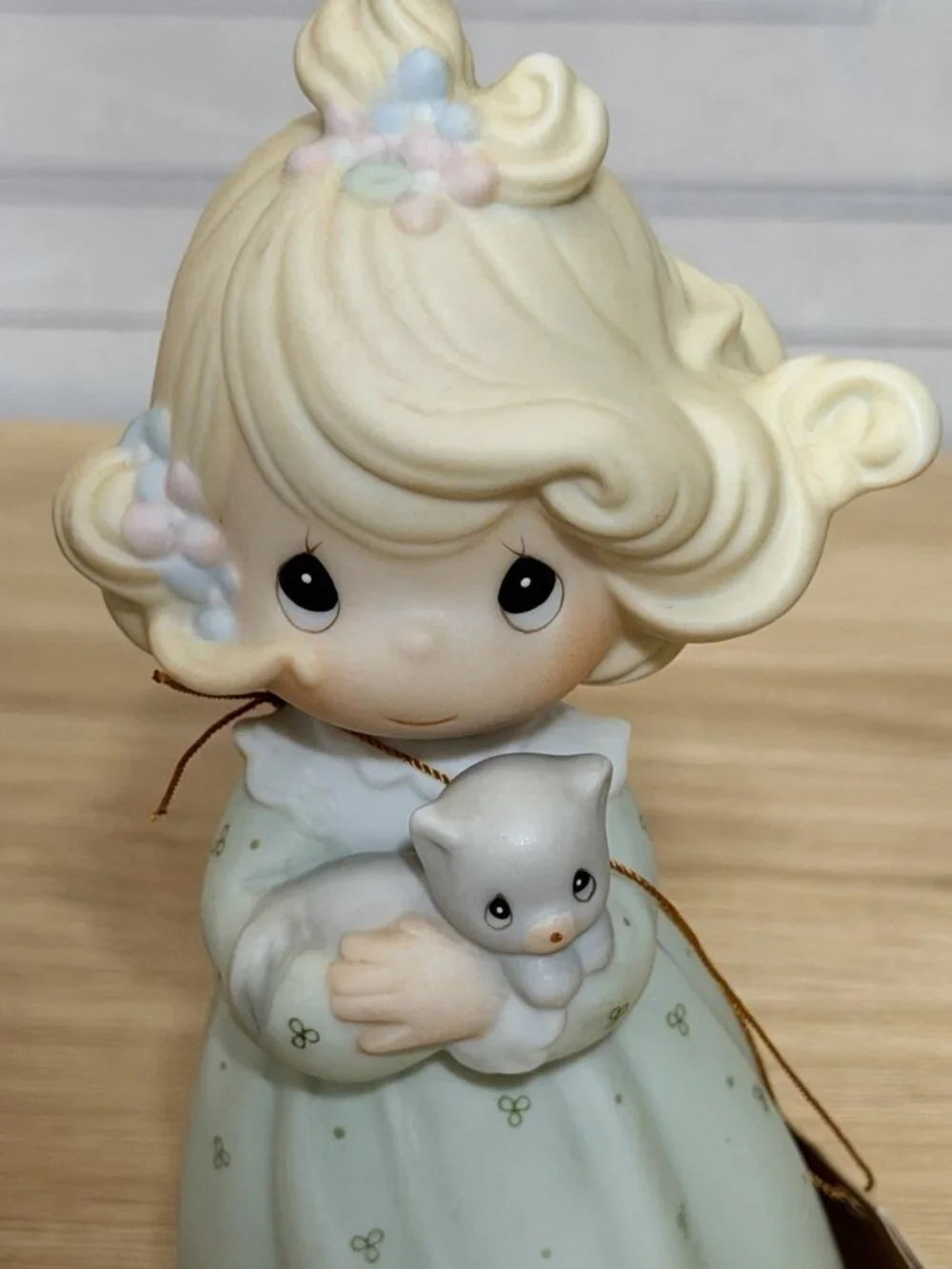 Precious Moments precious moments